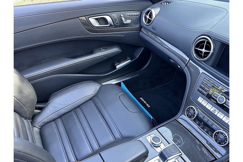 Mercedes-Benz SL SL63 V8 AMG - U398