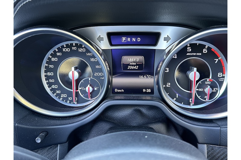 Mercedes-Benz SL SL63 V8 AMG - U398