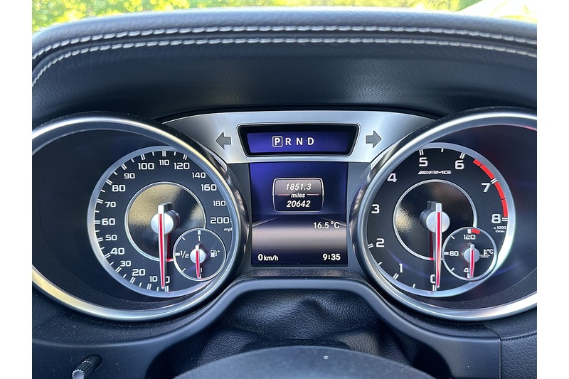 Mercedes-Benz SL SL63 V8 AMG - U398