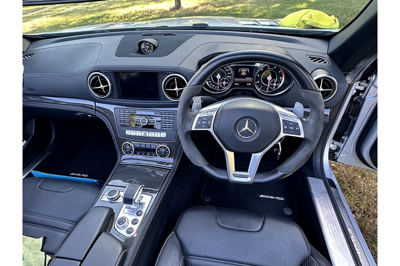 Mercedes-Benz SL SL63 V8 AMG - U398
