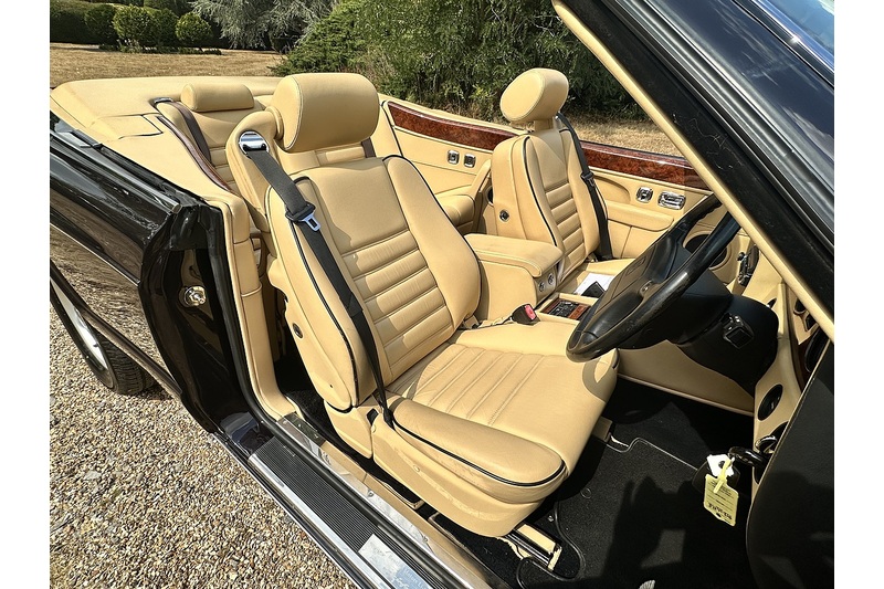 Bentley Azure  - U400
