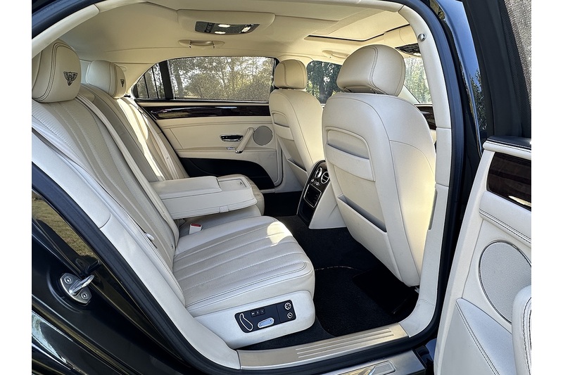 Bentley Flying Spur W12 - U401