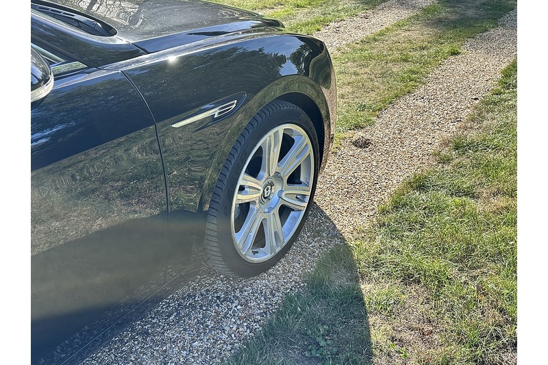 Bentley Flying Spur W12 - U401