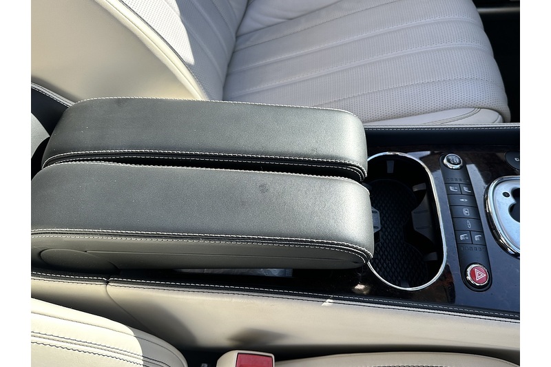 Bentley Flying Spur W12 - U401