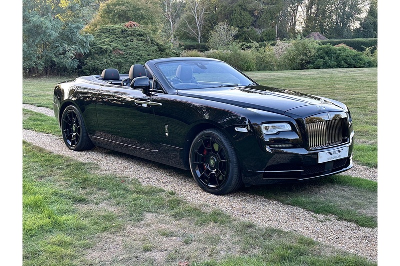 Rolls-Royce Black Badge Dawn V12 - U402