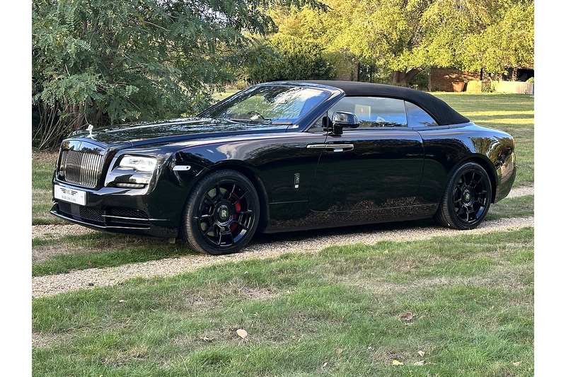 Rolls-Royce Black Badge Dawn V12 - U402