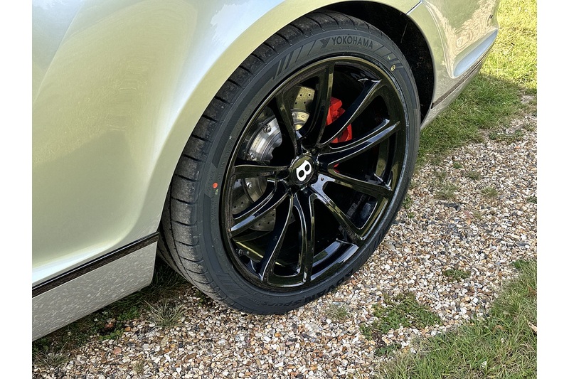 Bentley Continental GTC Supersports - U8