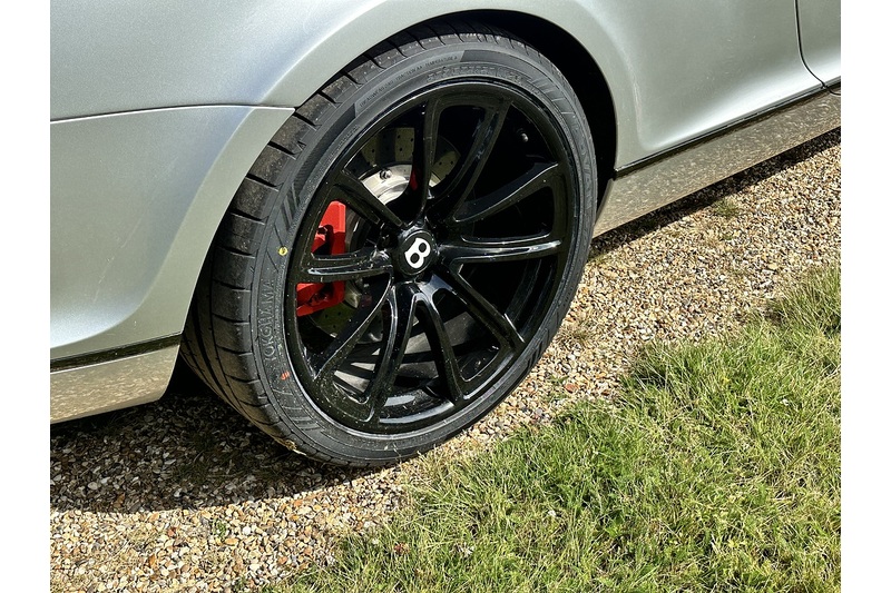 Bentley Continental GTC Supersports - U8