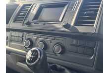 19/19 Volkswagen Transporter Highline 2 Panel Van Manual Diesel