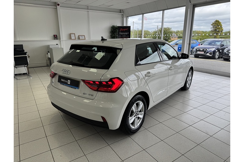 Audi Sportback Technik TFSI 1.0 5dr Hatchback Manual Petrol