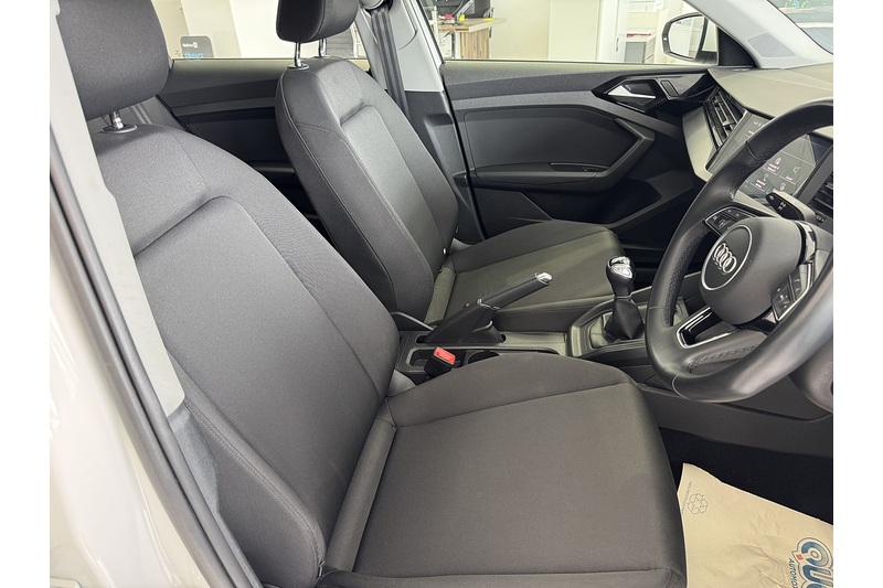 Audi Sportback Technik TFSI 1.0 5dr Hatchback Manual Petrol
