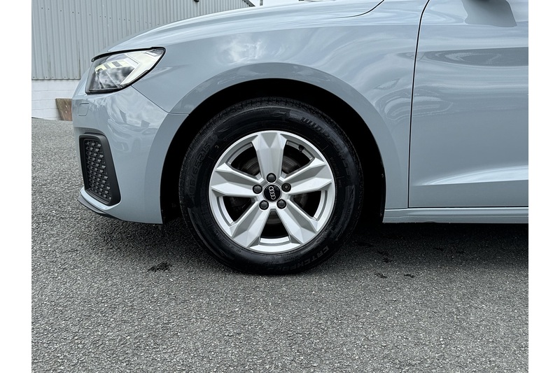 Audi Sportback Technik TFSI 1.0 5dr Hatchback Manual Petrol