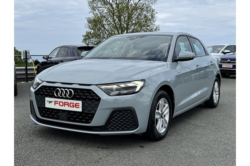 Audi Sportback Technik TFSI 1.0 5dr Hatchback Manual Petrol