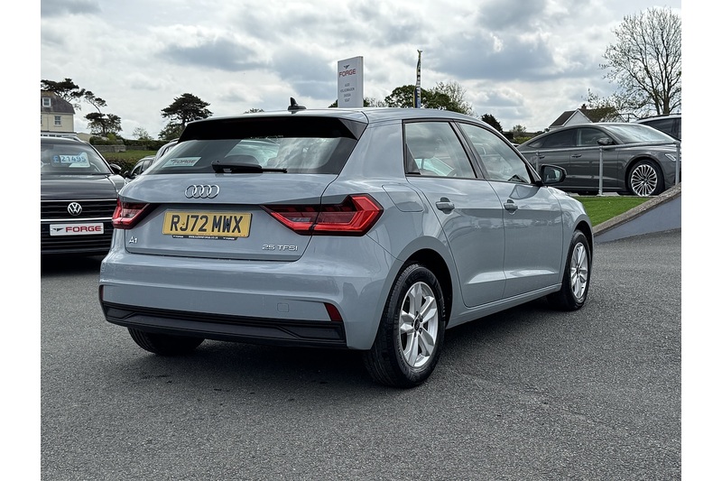 Audi Sportback Technik TFSI 1.0 5dr Hatchback Manual Petrol