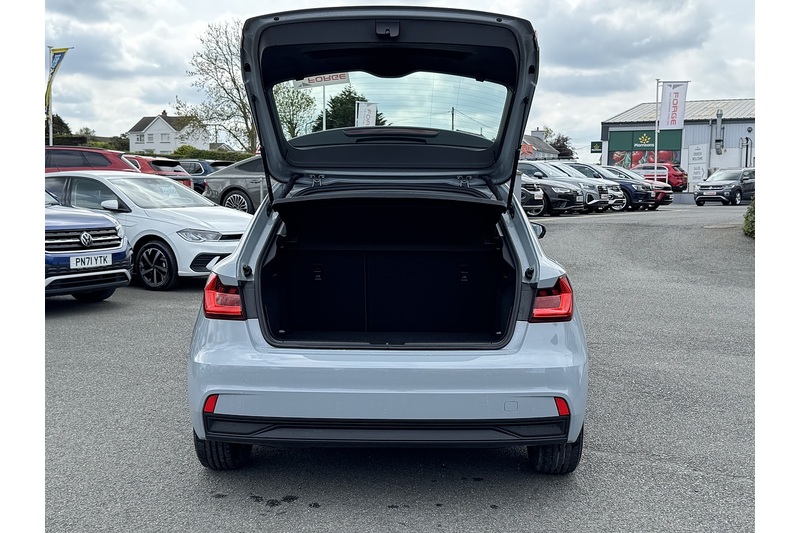 Audi Sportback Technik TFSI 1.0 5dr Hatchback Manual Petrol