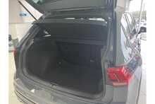 21/21 Volkswagen Tiguan R-Line TSI 150PS DSG 5DR SUV
