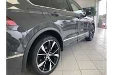 21/21 Volkswagen Tiguan R-Line TSI 150PS DSG 5DR SUV