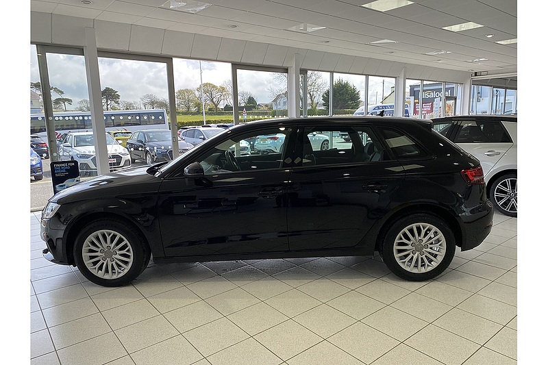 Audi 1.6 TDI SE Technik Sportback 5dr Diesel Manual Euro 6 (s/s) (110 ps)