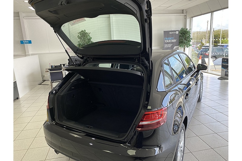 Audi 1.6 TDI SE Technik Sportback 5dr Diesel Manual Euro 6 (s/s) (110 ps)