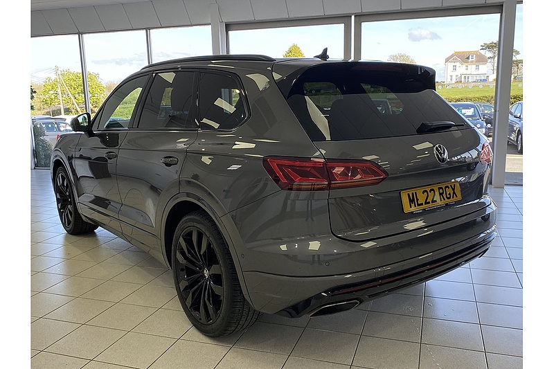 Volkswagen 3.0 TSI V6 Black Edition SUV 5dr Petrol Tiptronic 4Motion Euro 6 (s/s) (340 ps)