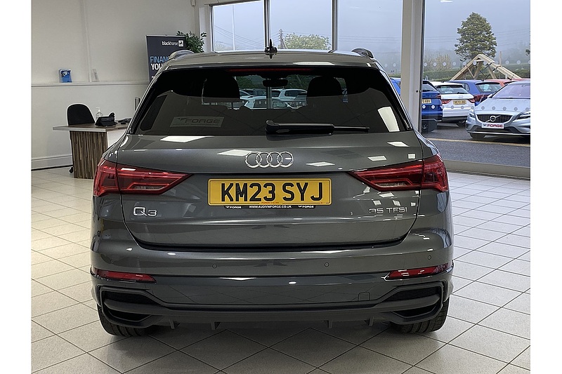 Audi 1.5 TFSI CoD 35 Black Edition SUV 5dr Petrol S Tronic Euro 6 (s/s) (150 ps)