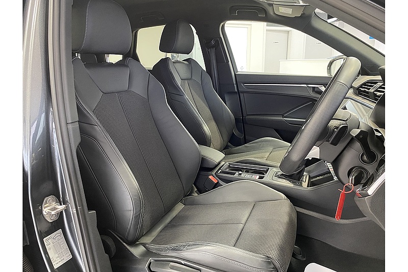 Audi 1.5 TFSI CoD 35 Black Edition SUV 5dr Petrol S Tronic Euro 6 (s/s) (150 ps)