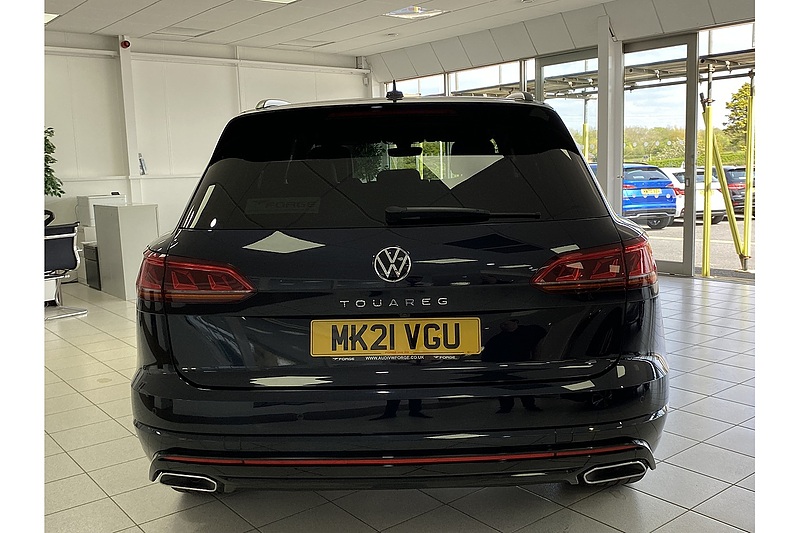 Volkswagen 3.0 TDI V6 Black Edition SUV 5dr Diesel Tiptronic 4Motion Euro 6 (s/s) (286 ps)