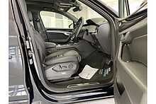 21/21 Volkswagen Touareg  Black Edition 3.0 TDI V6 282PS 4Motion