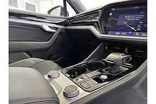 21/21 Volkswagen Touareg  Black Edition 3.0 TDI V6 282PS 4Motion