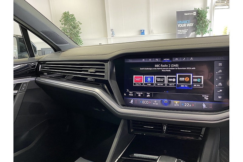 Volkswagen 3.0 TDI V6 Black Edition SUV 5dr Diesel Tiptronic 4Motion Euro 6 (s/s) (286 ps)