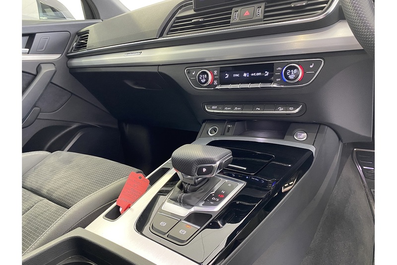 Audi 2.0 TDI 40 S line SUV 5dr Diesel S Tronic quattro Euro 6 (s/s) (204 ps)