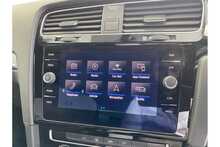 18/68 Volkswagen Golf R-Line 1.5 TSI Evo DSG