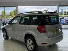 14/14 Skoda Yeti 1.6 TDI Greenline Elegance Manual
