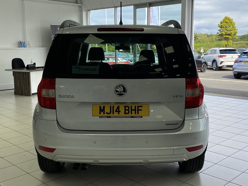Skoda 1.6 TDI GreenLine II Elegance SUV 5dr Diesel Manual Euro 5 (s/s) (105 ps)