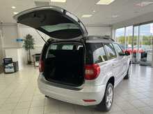 14/14 Skoda Yeti 1.6 TDI Greenline Elegance Manual