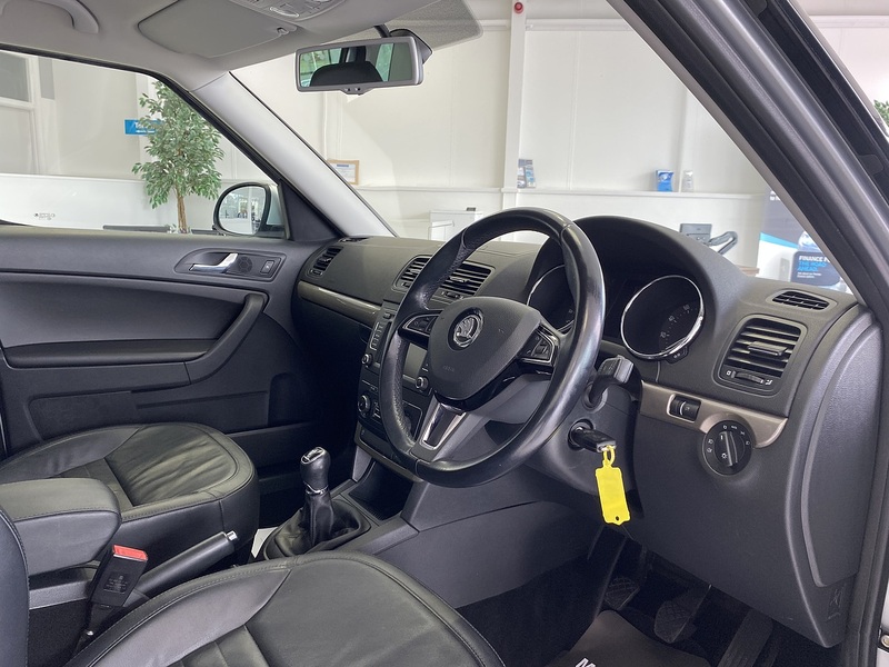 Skoda 1.6 TDI GreenLine II Elegance SUV 5dr Diesel Manual Euro 5 (s/s) (105 ps)