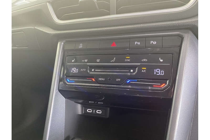 Volkswagen 2.0 TSI Style SUV 5dr Petrol DSG 4Motion Euro 6 (s/s) (190 ps)