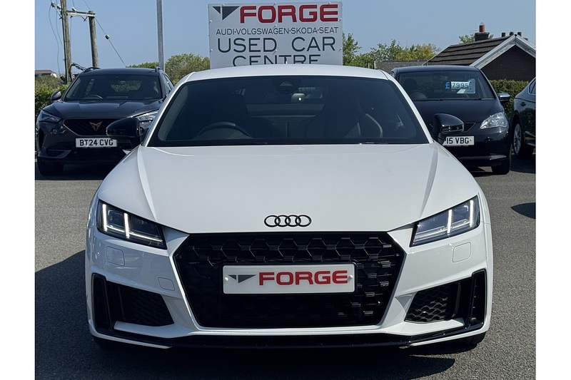 Audi 2.0 TFSI 40 Black Edition Coupe 3dr Petrol S Tronic Euro 6 (s/s) (197 ps)