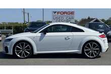 22/22 Audi TT Black Edition Coupe 40 TFSI S-Tronic 7 SPEED 200PS