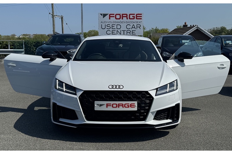 Audi 2.0 TFSI 40 Black Edition Coupe 3dr Petrol S Tronic Euro 6 (s/s) (197 ps)