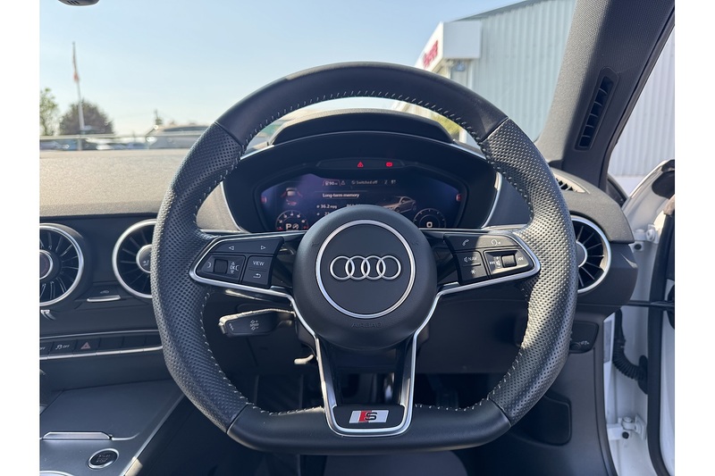 Audi 2.0 TFSI 40 Black Edition Coupe 3dr Petrol S Tronic Euro 6 (s/s) (197 ps)