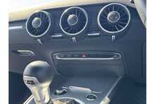22/22 Audi TT Black Edition Coupe 40 TFSI S-Tronic 7 SPEED 200PS