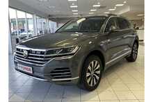 20/70 Volkswagen Touareg 3.0 TDI V6 SEL Tech Tiptronic 4Motion 286 ps