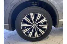 20/70 Volkswagen Touareg 3.0 TDI V6 SEL Tech Tiptronic 4Motion 286 ps