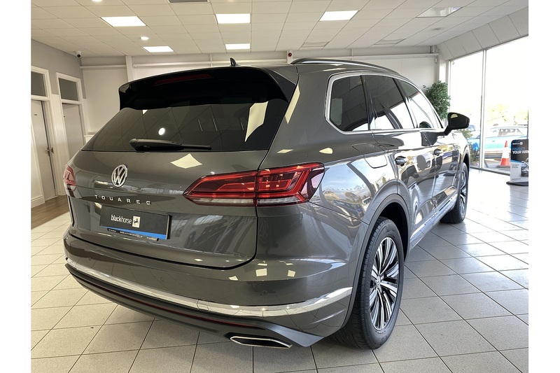 Volkswagen 3.0 TDI V6 SEL Tech SUV 5dr Diesel Tiptronic 4Motion Euro 6 (s/s) (286 ps)