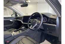 20/70 Volkswagen Touareg 3.0 TDI V6 SEL Tech Tiptronic 4Motion 286 ps