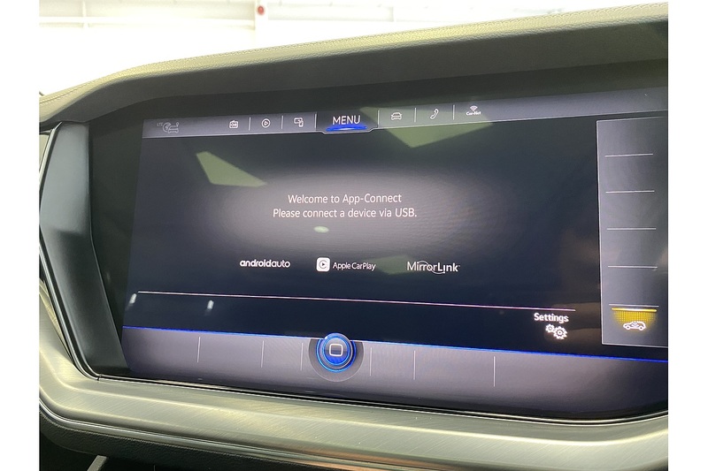 Volkswagen 3.0 TDI V6 SEL Tech SUV 5dr Diesel Tiptronic 4Motion Euro 6 (s/s) (286 ps)