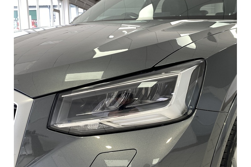 Audi 1.5 TFSI CoD 35 S line SUV 5dr Petrol S Tronic Euro 6 (s/s) (150 ps)