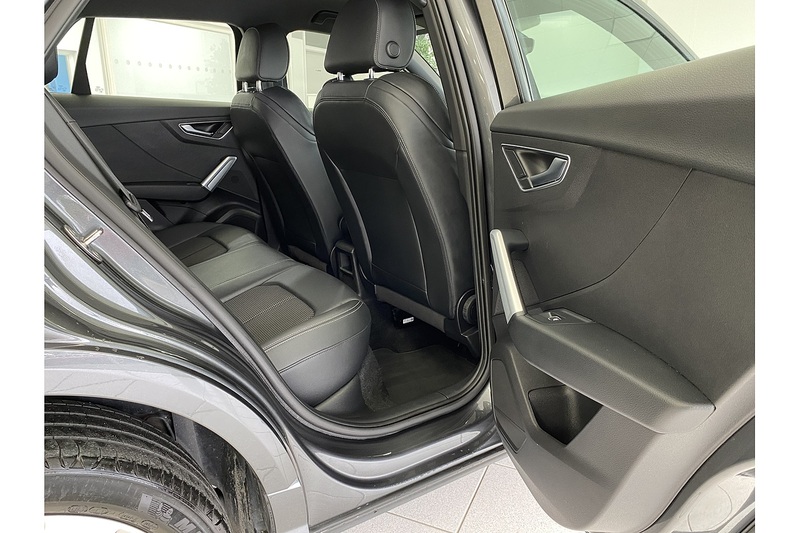 Audi 1.5 TFSI CoD 35 S line SUV 5dr Petrol S Tronic Euro 6 (s/s) (150 ps)