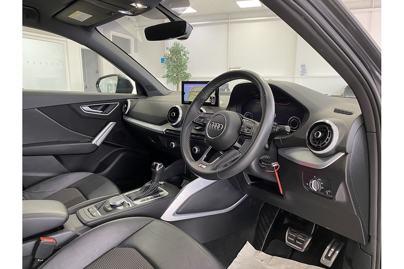 Audi 1.5 TFSI CoD 35 S line SUV 5dr Petrol S Tronic Euro 6 (s/s) (150 ps)